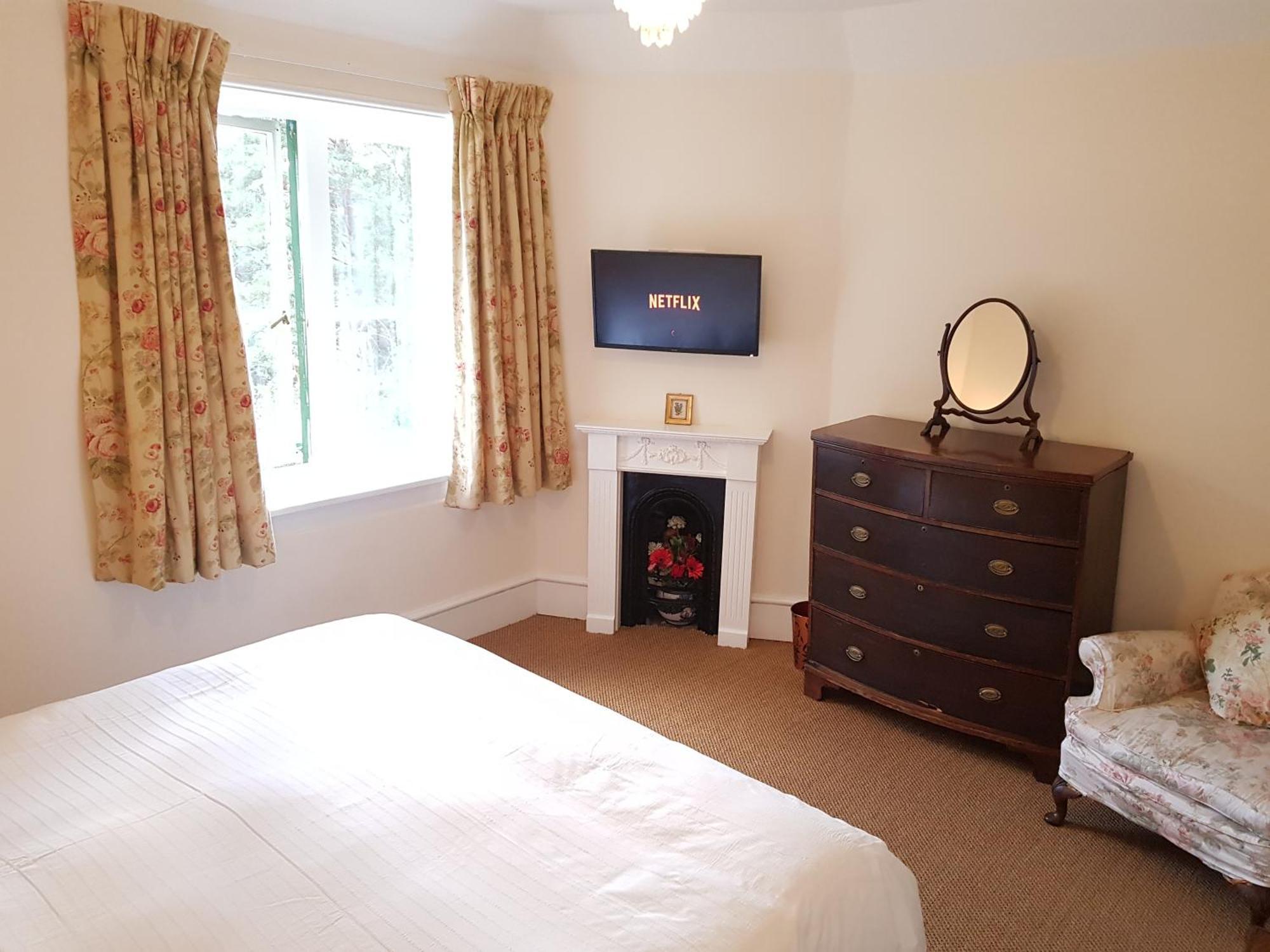 Cambus O' May Traditional Highland Hotel Ballater Oda fotoğraf